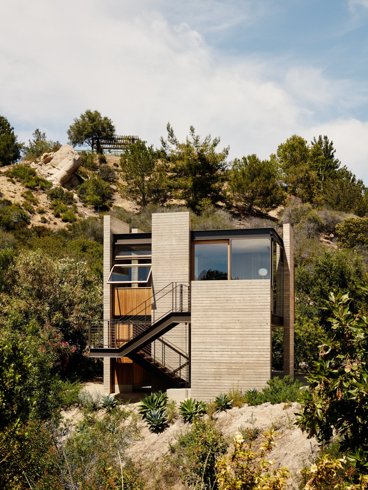 YinjiSpace Sant Architects x Saddle Peak House